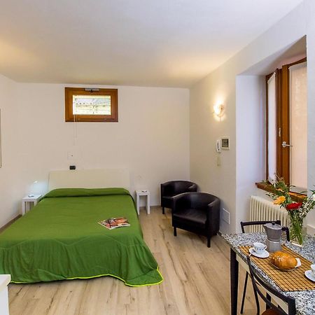 Il Borgo Monolocali Apartment Bellagio Bagian luar foto