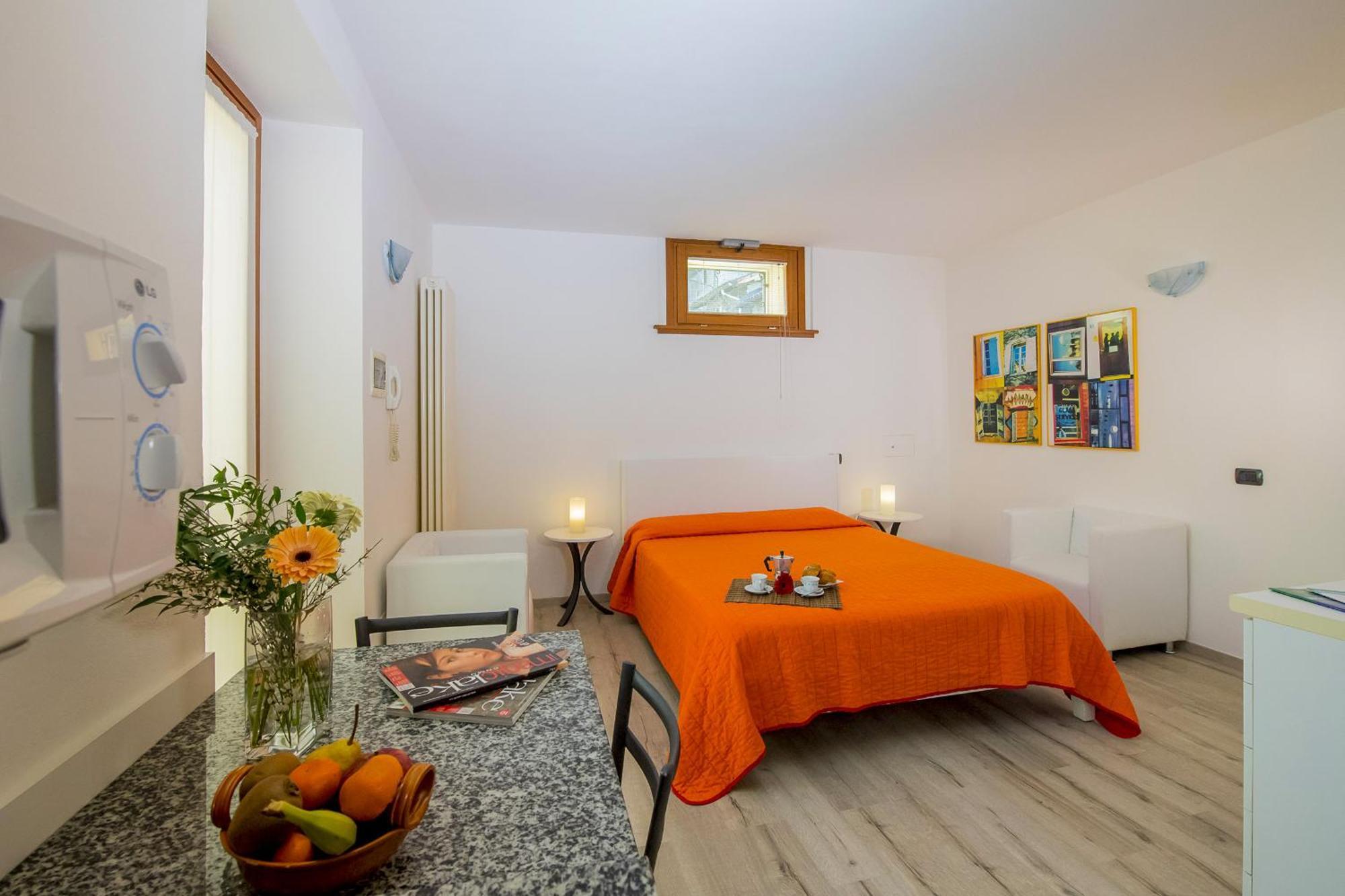 Il Borgo Monolocali Apartment Bellagio Bagian luar foto