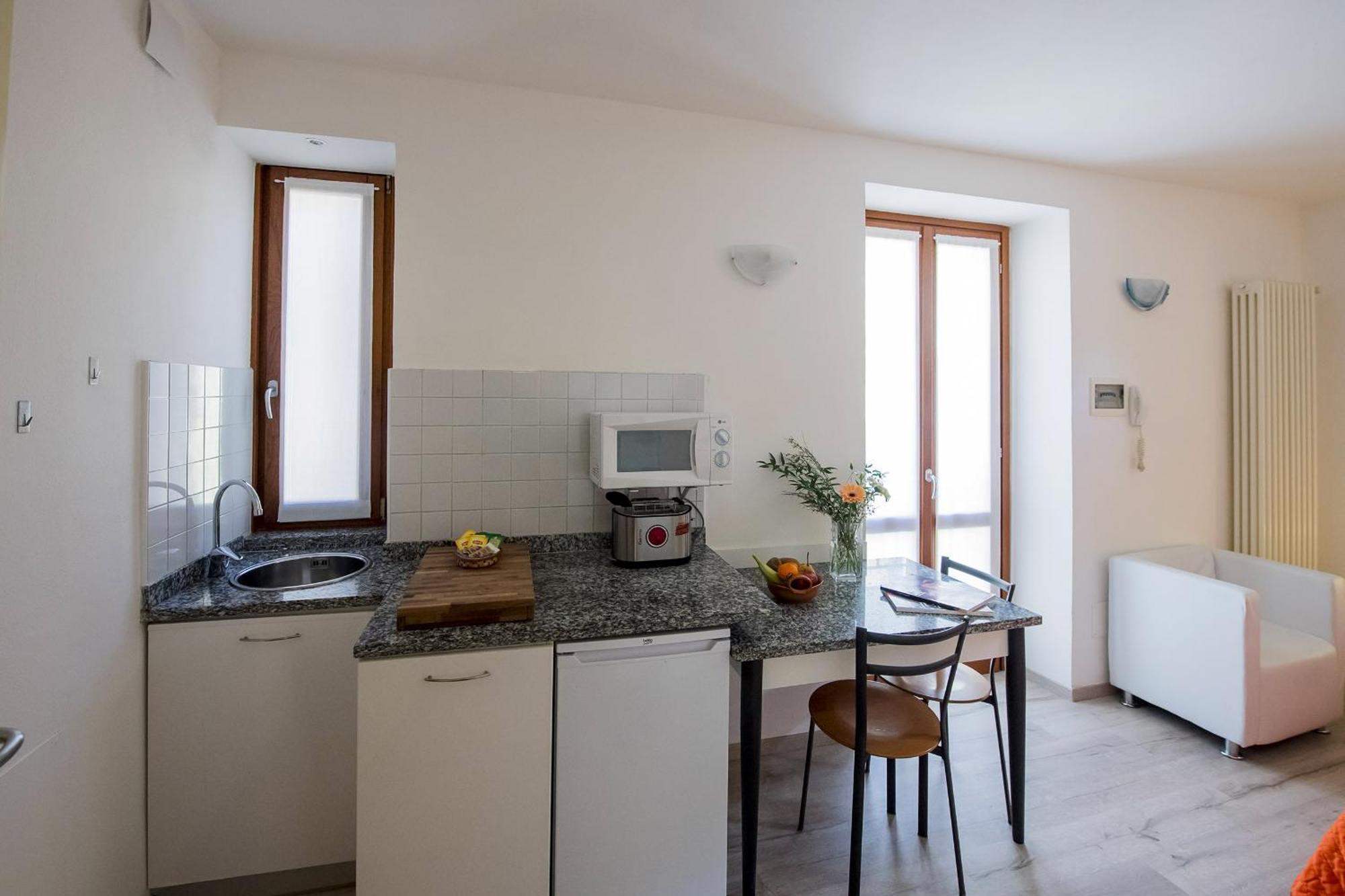 Il Borgo Monolocali Apartment Bellagio Bagian luar foto